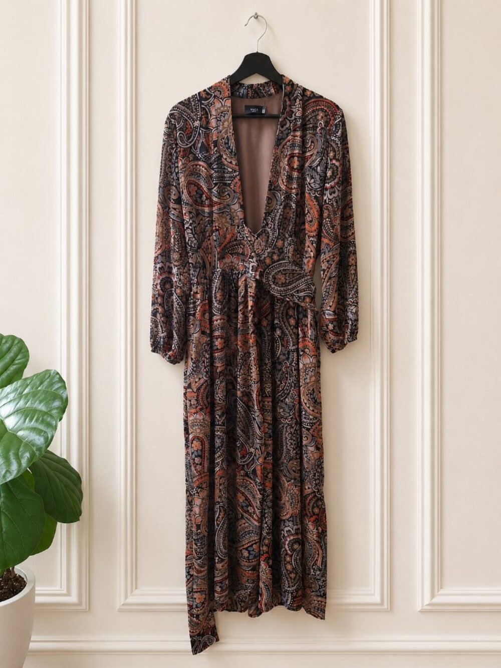VICI Mocha Multi Paisley Tie Wrap Waist Maxi Dress | Small | Boho | Never Worn